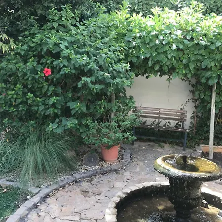 Nina And Paul's Place *